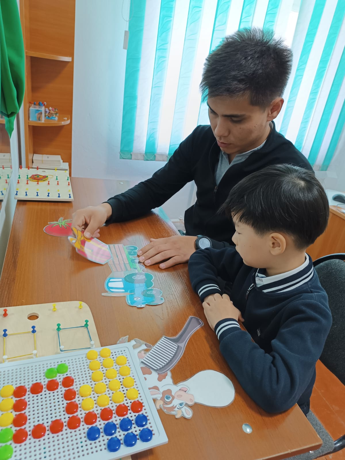 Работа педагог-дефектолога с детьми.